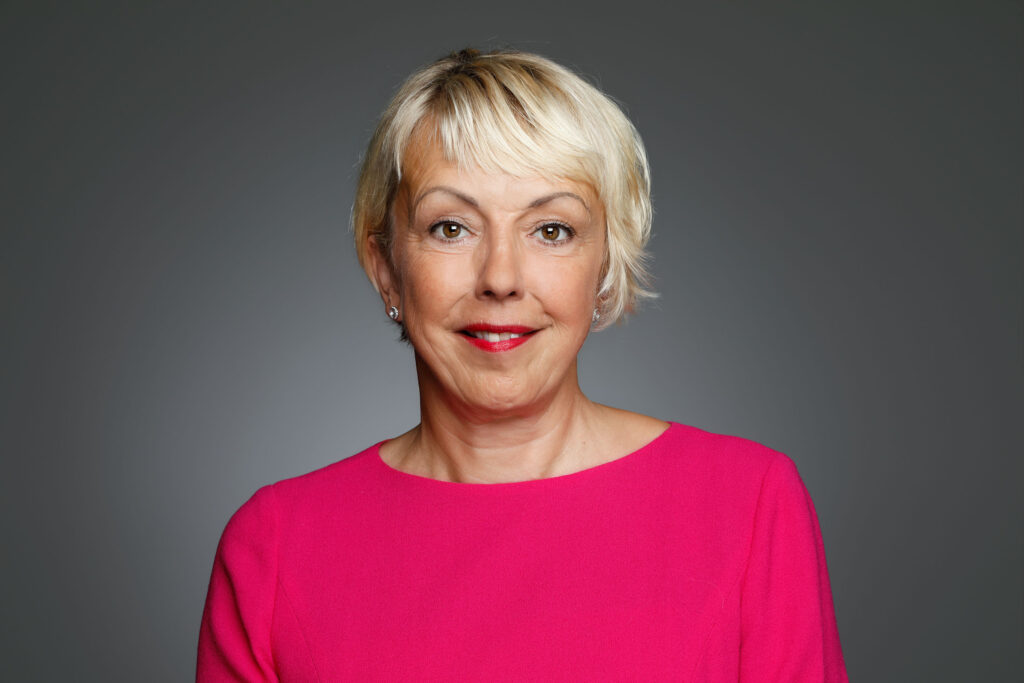 Susanne Schneider  Mitglied des Landtages NRW und Sprecherin für Arbeit, Gesundheit und Soziales